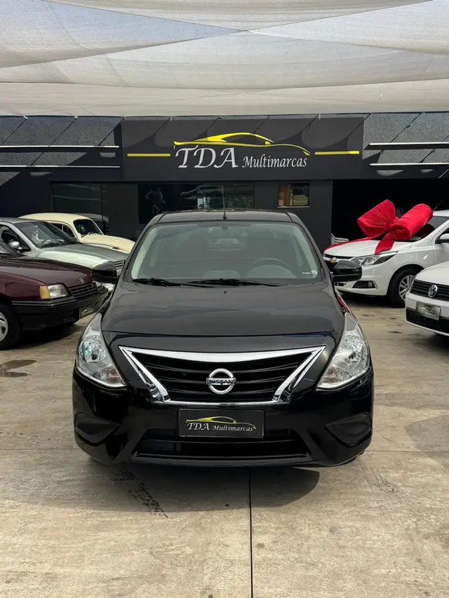 Carro Nissan Versa 2019 1.0 12V (Flex)