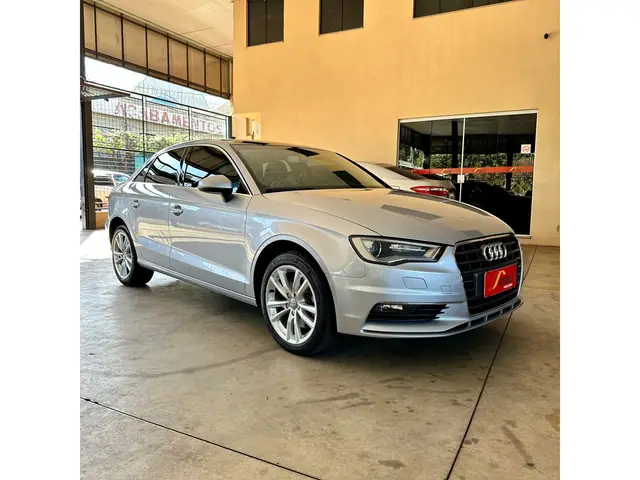 Carro Audi A3 2016 2.0 TFSI Ambition S Tronic