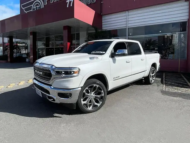 Carro RAM 1500 2024 Limited 5.7