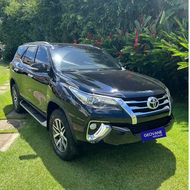 Carro Toyota SW4 2020 2.8 TDI SRX 7L 4x4 (Aut) (Diesel)