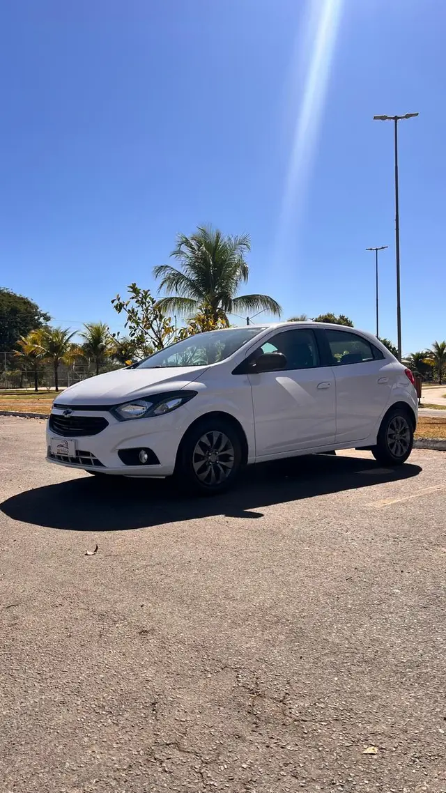 Carro Chevrolet Joy 2021 1.0 8V Black Edition (Flex)