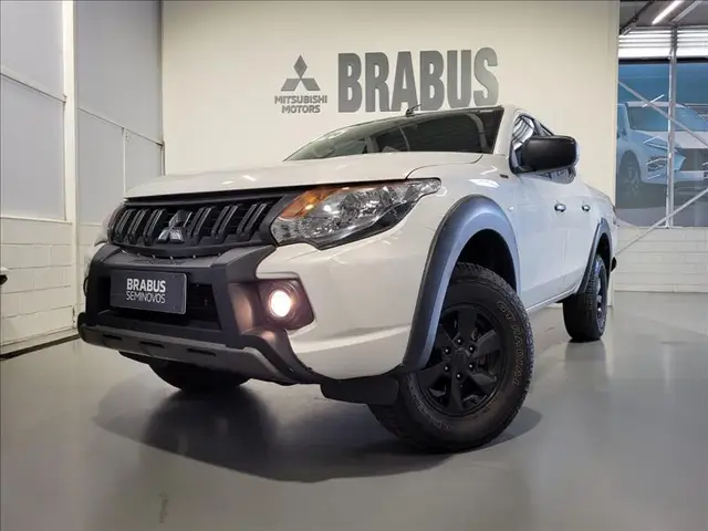 Carro Mitsubishi L200 Triton Outdoor 2025 GLX 2.4 Turbo