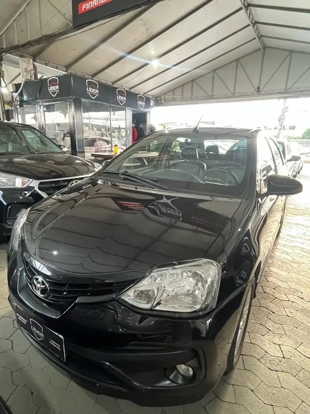 Carro Toyota Etios Sedan 2018 XLS 1.5 (Aut) (Flex)