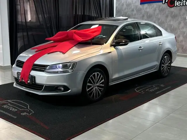 Carro Volkswagen Jetta 2012 2.0 Comfortline (Flex)