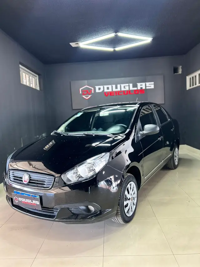 Carro Fiat Grand Siena 2021 1.0 Flex