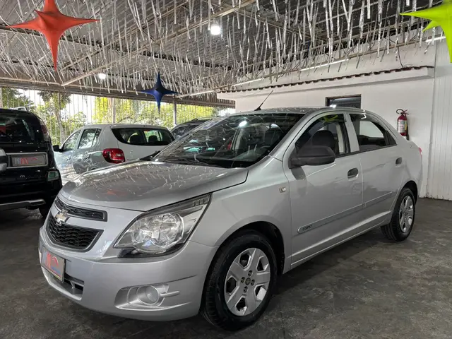 Carro Chevrolet Cobalt 2013 LS 1.4 8V (Flex)
