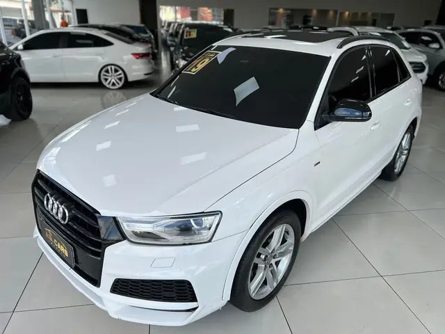 Carro Audi Q3 2019 1.4 TFSI Ambiente S Tronic (Flex)