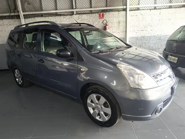 Carro Nissan Grand Livina 2012 S 1.8 16V (flex)