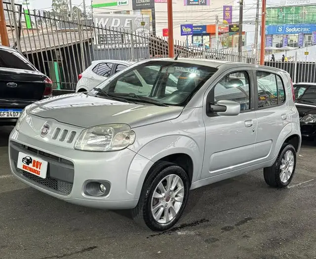 Carro Fiat Uno Mille 2011 Uno Mille Celeb. WAY ECON. 1.0 F.Flex 2p