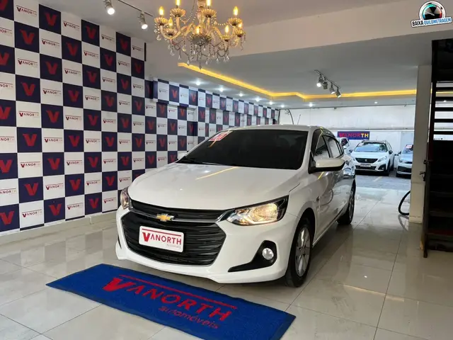 Carro Chevrolet Onix Plus 2020 1.0 LT Turbo (Flex)