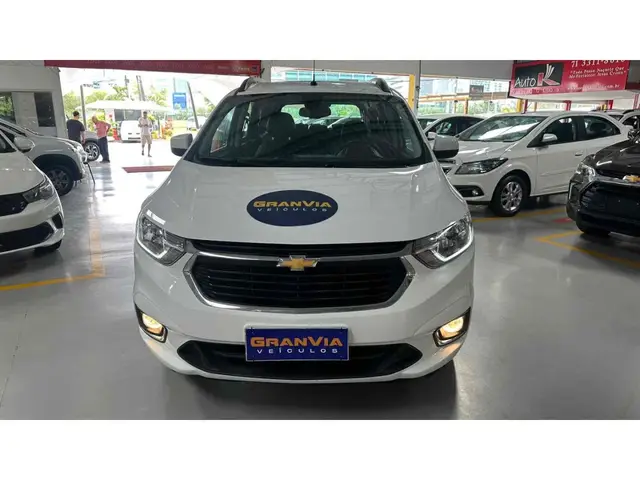 Carro Chevrolet Spin 2023 Premier 1.8 (Aut.)