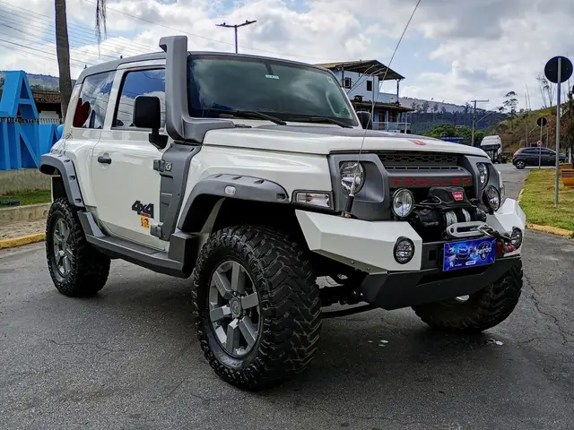 Carro Troller T4 2016 3.2 Diesel