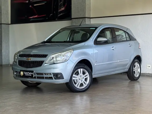 Carro Chevrolet Agile 2011 LTZ 1.4 8V (Flex)