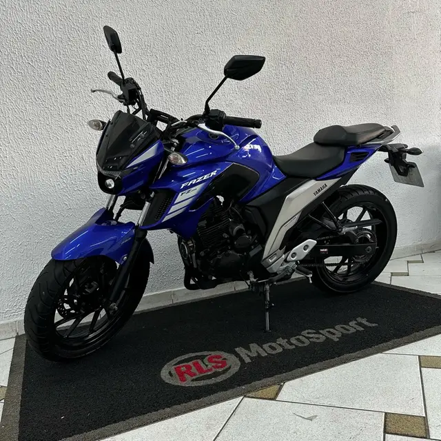 Moto Yamaha YS 250 Fazer 2022 ABS