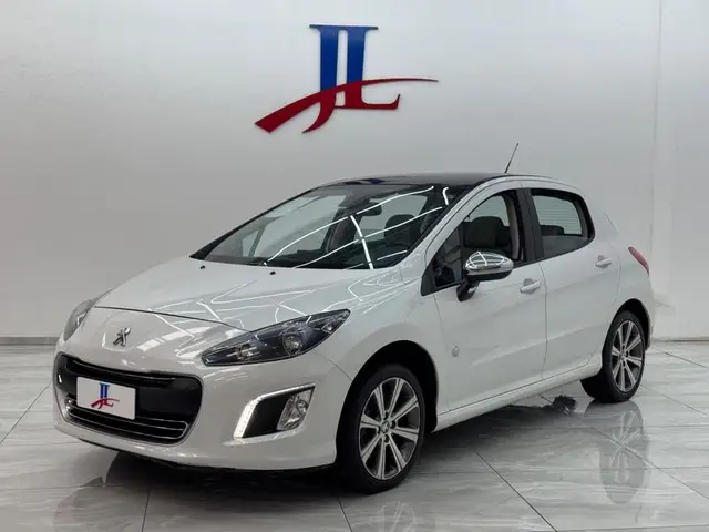 Carro Peugeot 308 2015 Roland Garros 1.6 THP (Aut)