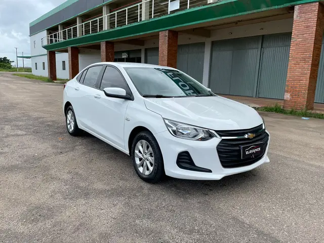 Carro Chevrolet Onix Plus 2023 LT 1.0