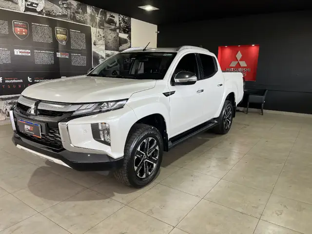 Carro Mitsubishi L200 Triton Sport 2023 HPE-S 2.4