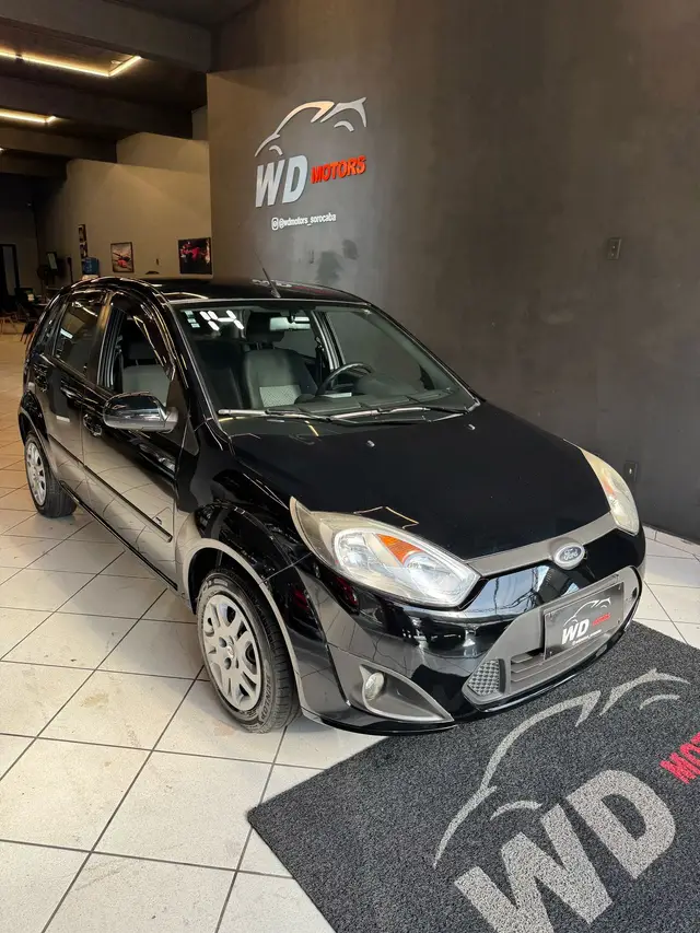 Carro Ford Fiesta Hatch 2014 1.6
