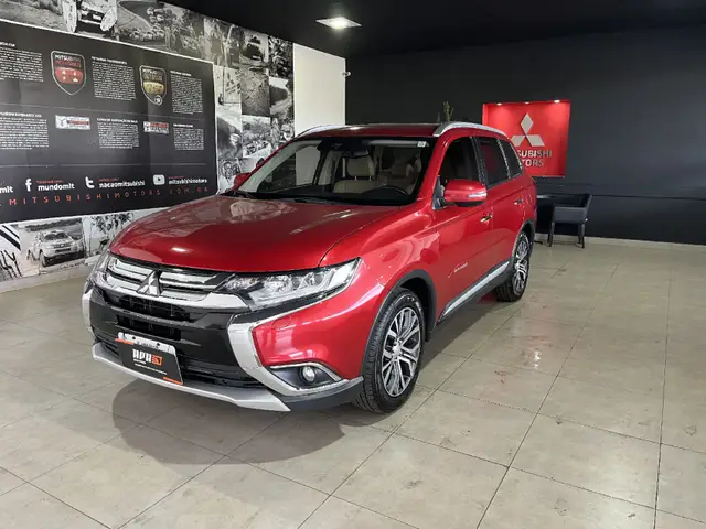 Carro Mitsubishi Outlander 2018 2.2 DI-D Mid 4WD