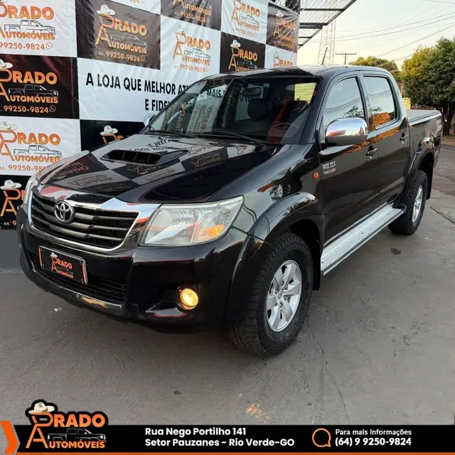Carro Toyota Hilux Cabine Dupla 2014 Hilux 3.0 TDI 4x4 CD SR