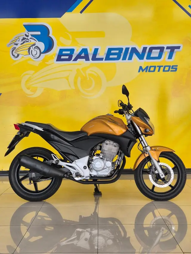 Moto Honda CB 300R 2011 (ABS)