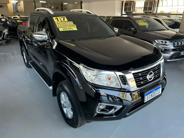 Carro Nissan Frontier 2017 2.3 TD CD LE 4x4 (Aut)