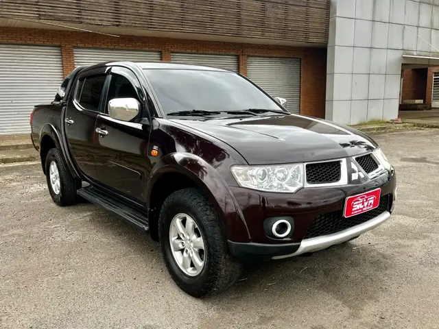 Carro Mitsubishi L200 Triton Sport 2013 3.2 DI-D 4x4 (Aut)