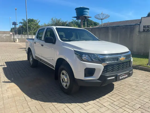 Carro Chevrolet S10 Cabine Simples 2023 LS 2.8 Turbodiesel