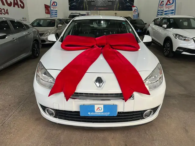 Carro Renault Fluence 2011 2.0 16V Privilege (Aut) (Flex)