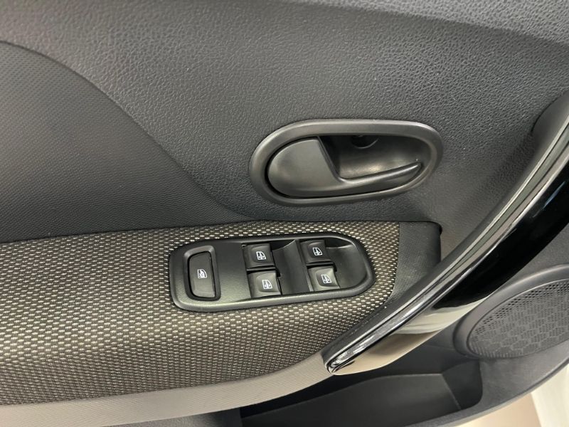 Logan Zen 1.0 12V SCe (Flex)