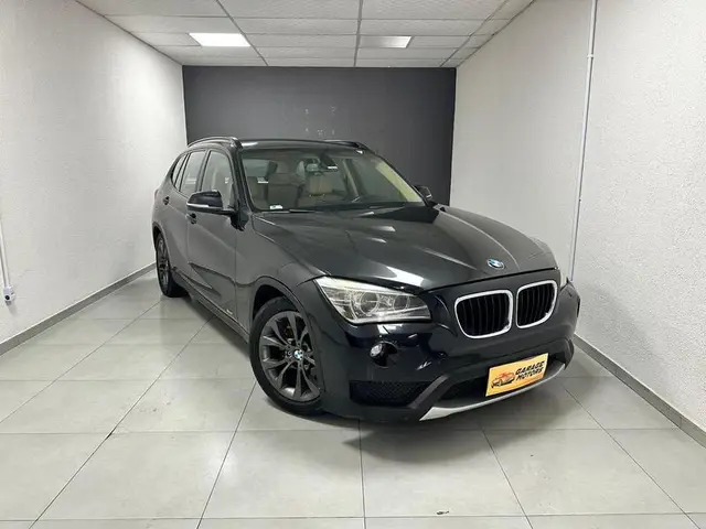 Carro BMW X1 2014 2.0 sDrive18i Top (aut)