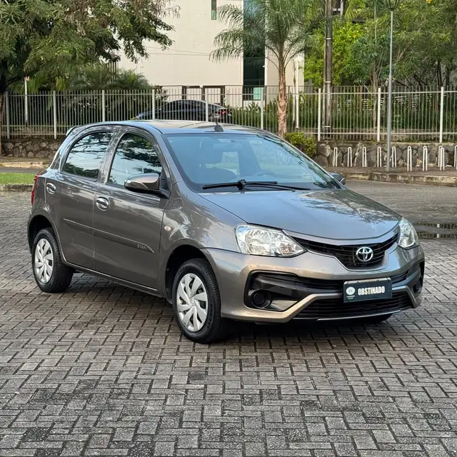 Carro Toyota Etios 2018 X 1.3 (Flex)