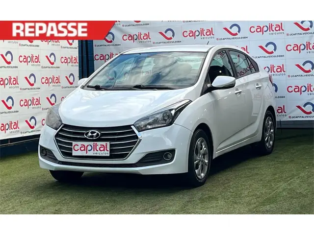 Carro Hyundai HB20S 2017 1.6 Comfort Style (Flex)