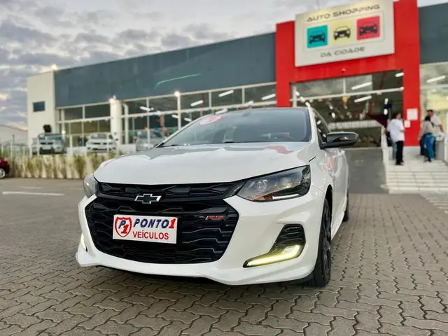 Carro Chevrolet Onix 2021 RS 1.0 Turbo