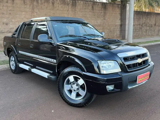 Carro Chevrolet S10 Cabine Dupla 2011 S10 Executive 4x2 2.4 (Flex) (Cab Dupla)