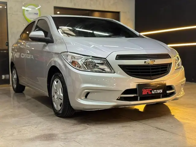 Carro Chevrolet Onix 2018 1.0 Joy SPE/4