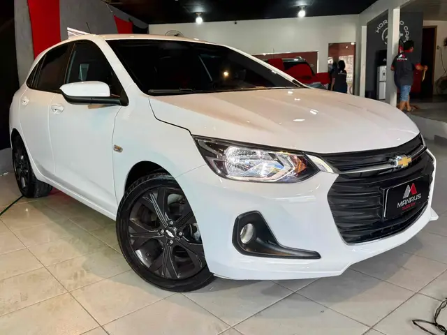 Carro Chevrolet Onix Plus 2024 LT 1.0