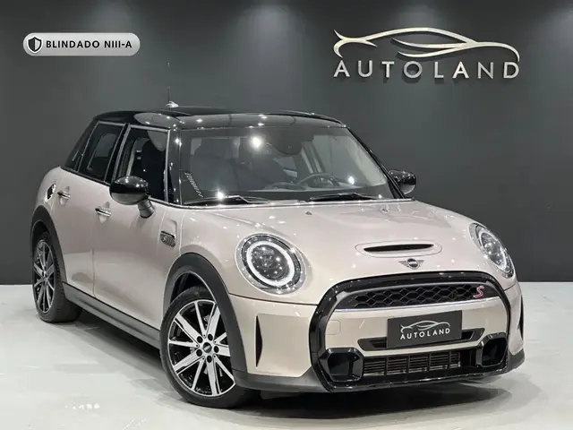 Carro MINI Cooper 2024 S 2.0 Turbo 16V 5p Aut.