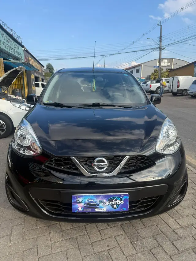 Carro Nissan March 2017 1.0 12V (Flex)