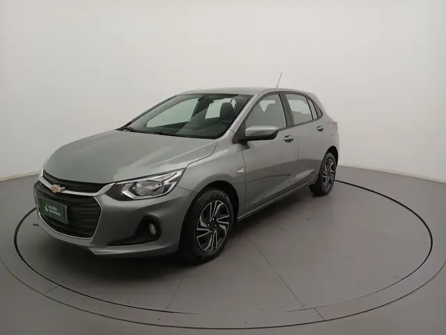 Carro Chevrolet Onix Plus 2024 LT 1.0