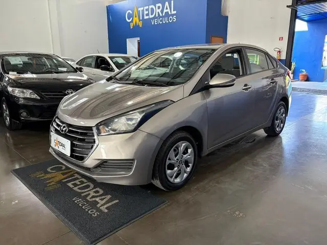 Carro Hyundai HB20S 2018 1.0 Comfort Plus (Flex)