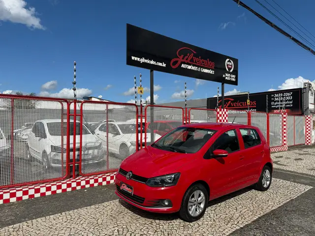Carro Volkswagen Fox 2015 Trendline 1.6 MSI (Flex)