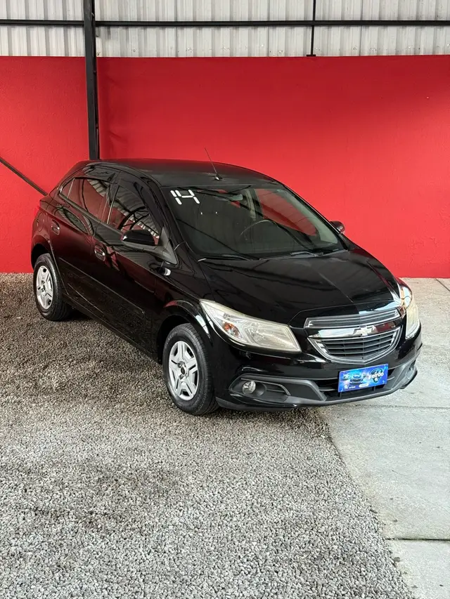 Carro Chevrolet Onix 2014 1.0 LT SPE/4