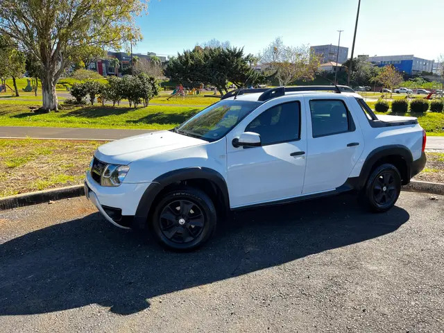 Carro Renault Duster Oroch 2017 1.6 16V SCe Expression (Flex)
