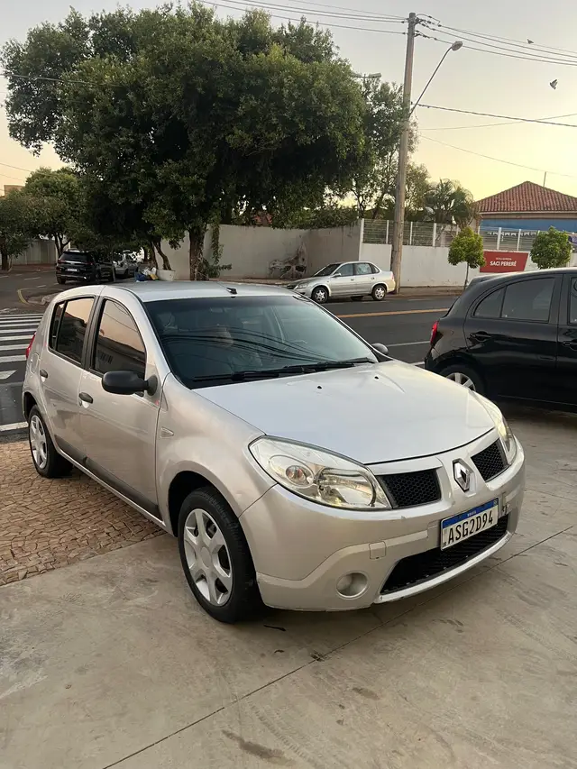Carro Renault Sandero 2009 Expression 1.6 8V (flex)