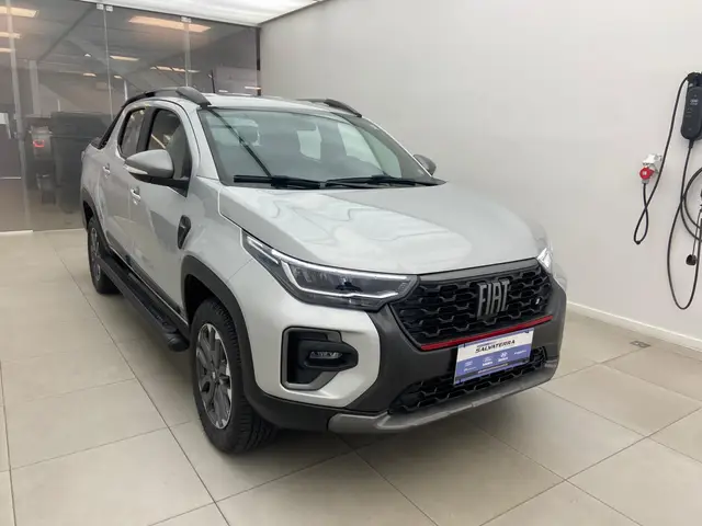 Carro Fiat Strada 2025 Ultra 1.0 Turbo