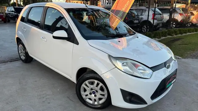 Carro Ford Fiesta Hatch 2013 SE Rocam 1.6 (Flex)