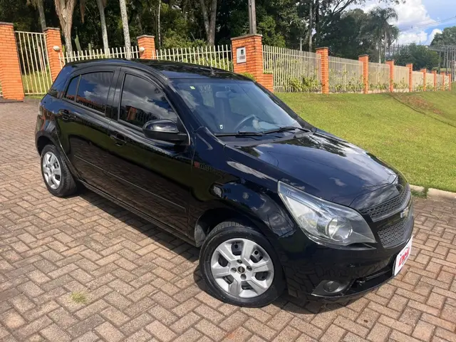 Carro Chevrolet Agile 2013 LT 1.4 8V (Flex)