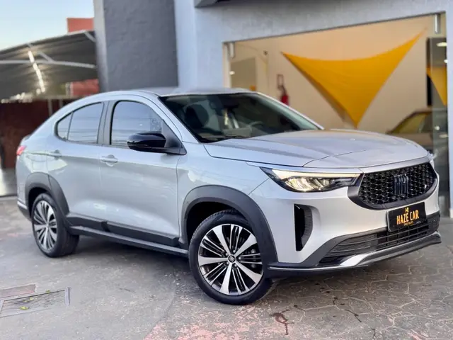 Carro Fiat Fastback 2025 Audace