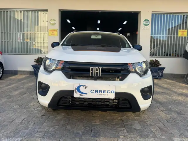 Carro Fiat Mobi 2024 Trekking 1.0